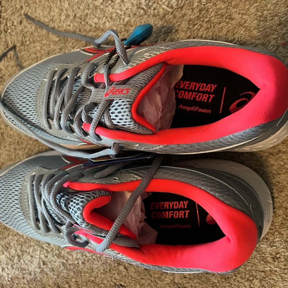 ASICS Gel-Contend Running Shoes - Gray and Red - Picture 6 of 8